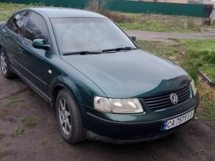 Зелений Фольксваген Пассат, об'ємом двигуна 1.9 л та пробігом 467 тис. км за 4200 $, фото 1 на Automoto.ua