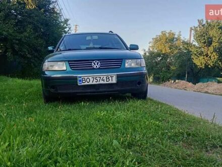 Зеленый Фольксваген Пассат, объемом двигателя 1.9 л и пробегом 356 тыс. км за 3699 $, фото 1 на Automoto.ua