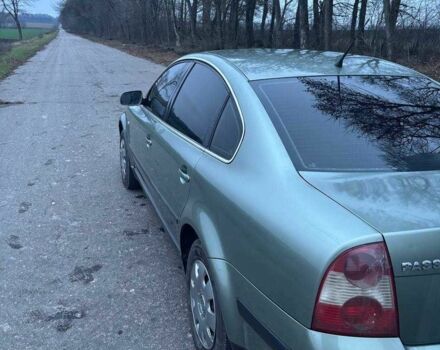 Зеленый Фольксваген Пассат, объемом двигателя 2 л и пробегом 312 тыс. км за 4020 $, фото 1 на Automoto.ua