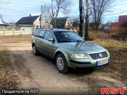 Зелений Фольксваген Пассат, об'ємом двигуна 1.8 л та пробігом 268 тис. км за 4780 $, фото 1 на Automoto.ua