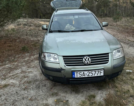 Зелений Фольксваген Пассат, об'ємом двигуна 1.9 л та пробігом 425 тис. км за 2200 $, фото 1 на Automoto.ua