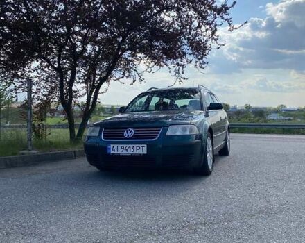 Зеленый Фольксваген Пассат, объемом двигателя 1.6 л и пробегом 290 тыс. км за 1750 $, фото 1 на Automoto.ua