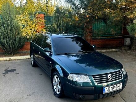 Зелений Фольксваген Пассат, об'ємом двигуна 2 л та пробігом 294 тис. км за 4200 $, фото 1 на Automoto.ua