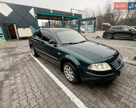 Зеленый Фольксваген Пассат, объемом двигателя 1.78 л и пробегом 250 тыс. км за 4550 $, фото 1 на Automoto.ua