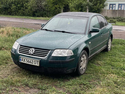 Зелений Фольксваген Пассат, об'ємом двигуна 2 л та пробігом 395 тис. км за 3800 $, фото 1 на Automoto.ua
