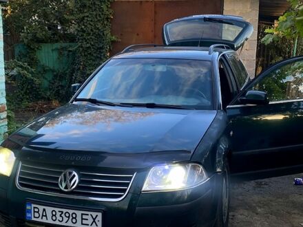 Фольксваген Пассат 2001 в Кропивницком (Кировограде) на Automoto.ua Зеленый Фольксваген Пассат, объемом двигателя 2 л и пробегом 0 тыс. км за 3300 $, фото 1 на Automoto.ua