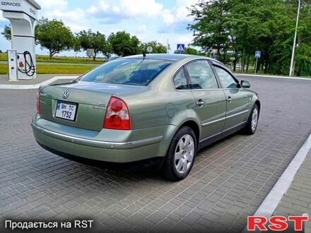 Зеленый Фольксваген Пассат, объемом двигателя 2.8 л и пробегом 256 тыс. км за 3700 $, фото 1 на Automoto.ua