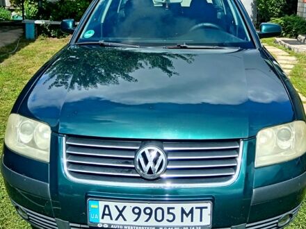 Зеленый Фольксваген Пассат, объемом двигателя 1.6 л и пробегом 338 тыс. км за 4850 $, фото 1 на Automoto.ua