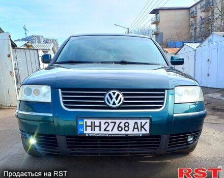 Зеленый Фольксваген Пассат, объемом двигателя 2 л и пробегом 260 тыс. км за 5300 $, фото 1 на Automoto.ua