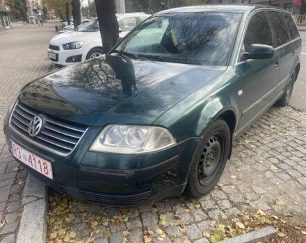 Зеленый Фольксваген Пассат, объемом двигателя 1.9 л и пробегом 350 тыс. км за 1999 $, фото 1 на Automoto.ua