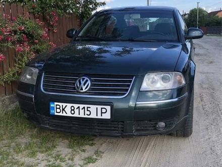 Зеленый Фольксваген Пассат, объемом двигателя 2.8 л и пробегом 340 тыс. км за 3800 $, фото 1 на Automoto.ua