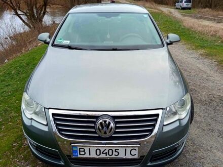 Зеленый Фольксваген Пассат, объемом двигателя 2 л и пробегом 250 тыс. км за 5200 $, фото 1 на Automoto.ua