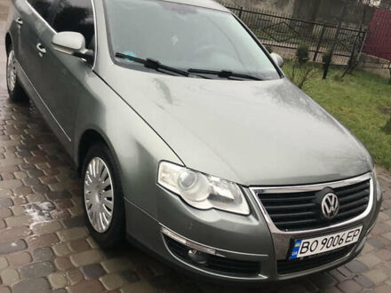 Зеленый Фольксваген Пассат, объемом двигателя 1.98 л и пробегом 186 тыс. км за 5800 $, фото 1 на Automoto.ua