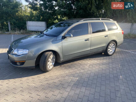 Зелений Фольксваген Пассат, об'ємом двигуна 1.6 л та пробігом 233 тис. км за 5999 $, фото 1 на Automoto.ua