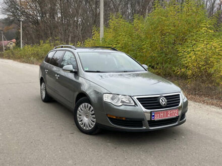 Зеленый Фольксваген Пассат, объемом двигателя 1.4 л и пробегом 266 тыс. км за 6400 $, фото 1 на Automoto.ua