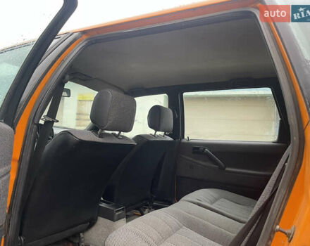 Помаранчевий Фольксваген Пассат, об'ємом двигуна 1.6 л та пробігом 288 тис. км за 1499 $, фото 29 на Automoto.ua