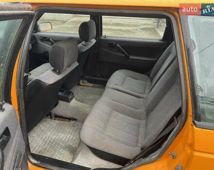 Помаранчевий Фольксваген Пассат, об'ємом двигуна 1.6 л та пробігом 288 тис. км за 1499 $, фото 10 на Automoto.ua