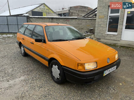 Помаранчевий Фольксваген Пассат, об'ємом двигуна 1.6 л та пробігом 288 тис. км за 1499 $, фото 1 на Automoto.ua