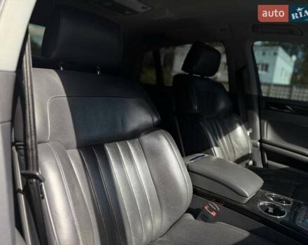 Фольксваген Фаетон 2009 в Малине на Automoto.ua Белый Фольксваген Фаетон, объемом двигателя 2.97 л и пробегом 300 тыс. км за 11900 $, фото 2 на Automoto.ua