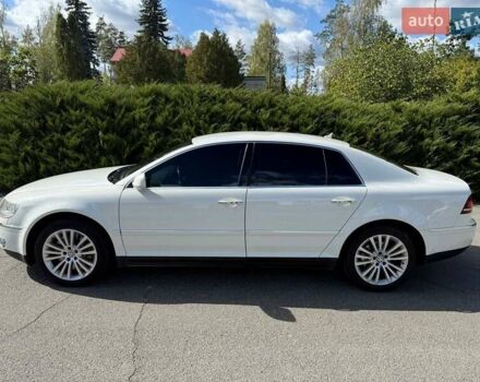 Фольксваген Фаетон 2009 в Малине на Automoto.ua Белый Фольксваген Фаетон, объемом двигателя 2.97 л и пробегом 300 тыс. км за 11900 $, фото 9 на Automoto.ua