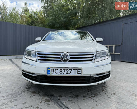 Фольксваген Фаетон 2013 в Львове на Automoto.ua Белый Фольксваген Фаетон, объемом двигателя 2.97 л и пробегом 245 тыс. км за 15950 $, фото 2 на Automoto.ua