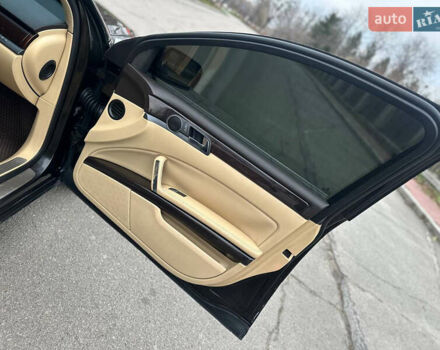 Чорний Фольксваген Фаєтон, об'ємом двигуна 5 л та пробігом 272 тис. км за 6700 $, фото 39 на Automoto.ua