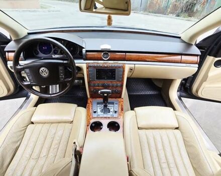 Чорний Фольксваген Фаєтон, об'ємом двигуна 3.2 л та пробігом 220 тис. км за 5200 $, фото 20 на Automoto.ua