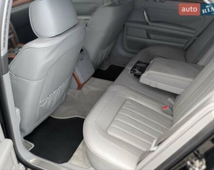 Черный Фольксваген Фаетон, объемом двигателя 3 л и пробегом 295 тыс. км за 6999 $, фото 17 на Automoto.ua