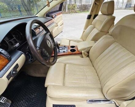 Чорний Фольксваген Фаєтон, об'ємом двигуна 3.2 л та пробігом 220 тис. км за 5200 $, фото 18 на Automoto.ua