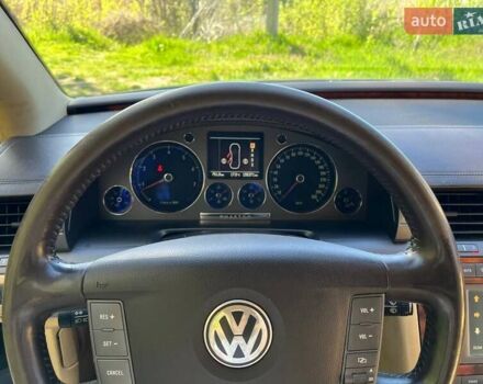 Чорний Фольксваген Фаєтон, об'ємом двигуна 4.2 л та пробігом 202 тис. км за 7250 $, фото 10 на Automoto.ua