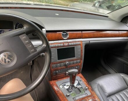 Черный Фольксваген Фаетон, объемом двигателя 3 л и пробегом 230 тыс. км за 5400 $, фото 6 на Automoto.ua