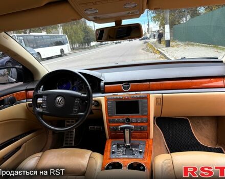 Черный Фольксваген Фаетон, объемом двигателя 3 л и пробегом 200 тыс. км за 8500 $, фото 3 на Automoto.ua