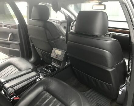 Черный Фольксваген Фаетон, объемом двигателя 3 л и пробегом 311 тыс. км за 6500 $, фото 10 на Automoto.ua