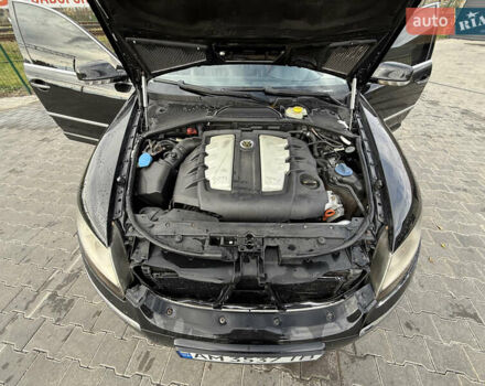 Черный Фольксваген Фаетон, объемом двигателя 2.97 л и пробегом 220 тыс. км за 10800 $, фото 8 на Automoto.ua