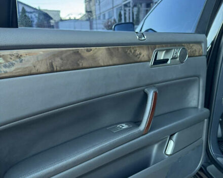 Черный Фольксваген Фаетон, объемом двигателя 2.97 л и пробегом 335 тыс. км за 7650 $, фото 22 на Automoto.ua