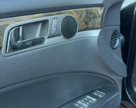 Черный Фольксваген Фаетон, объемом двигателя 2.97 л и пробегом 335 тыс. км за 7650 $, фото 30 на Automoto.ua