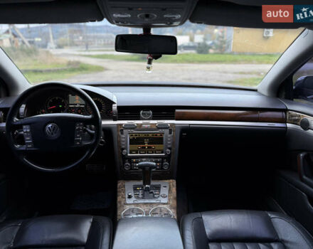 Черный Фольксваген Фаетон, объемом двигателя 2.97 л и пробегом 285 тыс. км за 9500 $, фото 25 на Automoto.ua