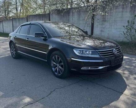 Черный Фольксваген Фаетон, объемом двигателя 2.97 л и пробегом 326 тыс. км за 10600 $, фото 9 на Automoto.ua