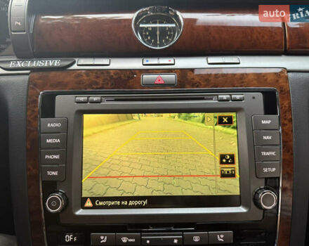 Чорний Фольксваген Фаєтон, об'ємом двигуна 2.97 л та пробігом 262 тис. км за 15950 $, фото 21 на Automoto.ua