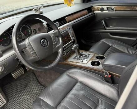 Чорний Фольксваген Фаєтон, об'ємом двигуна 2.97 л та пробігом 226 тис. км за 13000 $, фото 2 на Automoto.ua