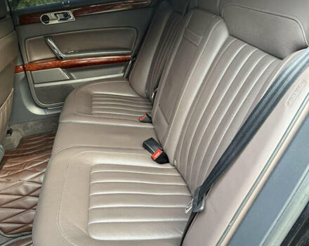 Чорний Фольксваген Фаєтон, об'ємом двигуна 2.97 л та пробігом 262 тис. км за 15950 $, фото 10 на Automoto.ua