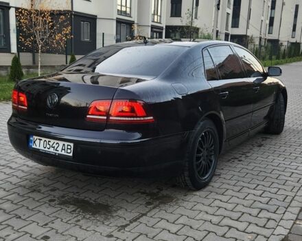 Черный Фольксваген Фаетон, объемом двигателя 3 л и пробегом 260 тыс. км за 12999 $, фото 1 на Automoto.ua