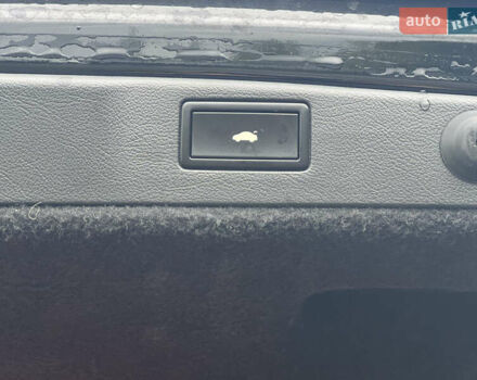 Фольксваген Фаетон 2013 в Львове на Automoto.ua Черный Фольксваген Фаетон, объемом двигателя 3 л и пробегом 135 тыс. км за 19200 $, фото 27 на Automoto.ua