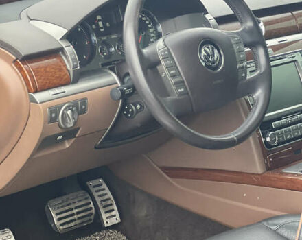 Фольксваген Фаетон 2013 в Львове на Automoto.ua Черный Фольксваген Фаетон, объемом двигателя 3 л и пробегом 135 тыс. км за 19200 $, фото 48 на Automoto.ua