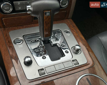 Фольксваген Фаетон 2013 в Львове на Automoto.ua Черный Фольксваген Фаетон, объемом двигателя 3 л и пробегом 135 тыс. км за 19200 $, фото 61 на Automoto.ua