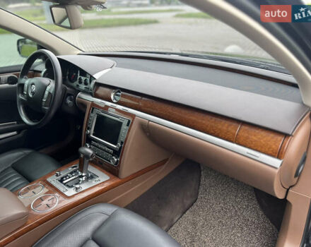 Фольксваген Фаетон 2013 в Львове на Automoto.ua Черный Фольксваген Фаетон, объемом двигателя 3 л и пробегом 135 тыс. км за 19200 $, фото 58 на Automoto.ua