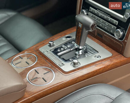 Фольксваген Фаетон 2013 в Львове на Automoto.ua Черный Фольксваген Фаетон, объемом двигателя 3 л и пробегом 135 тыс. км за 19200 $, фото 57 на Automoto.ua