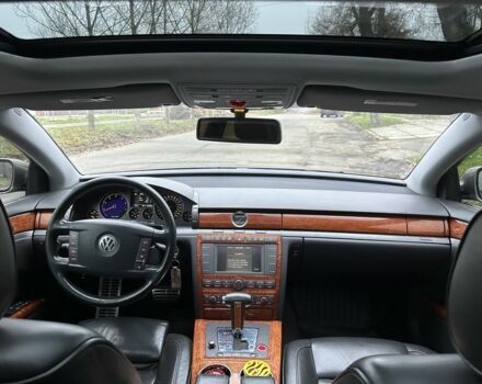 Коричневый Фольксваген Фаетон, объемом двигателя 4.2 л и пробегом 234 тыс. км за 5200 $, фото 7 на Automoto.ua