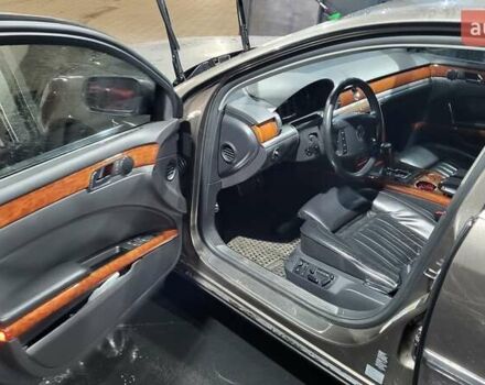 Коричневый Фольксваген Фаетон, объемом двигателя 4.2 л и пробегом 234 тыс. км за 8500 $, фото 18 на Automoto.ua