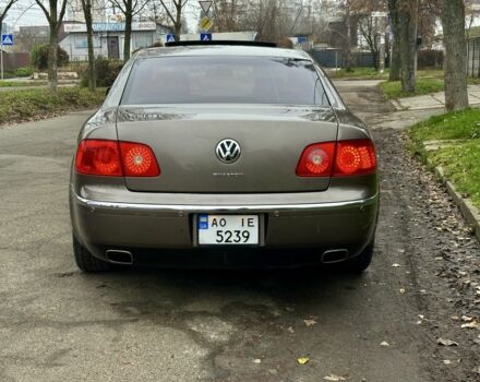 Коричневый Фольксваген Фаетон, объемом двигателя 4.2 л и пробегом 234 тыс. км за 5200 $, фото 4 на Automoto.ua